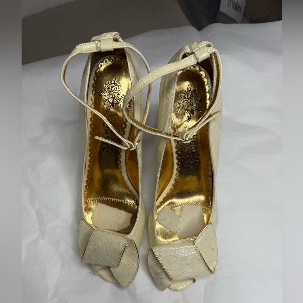 Vintage J Renee Peep Toe Pumps Size 8